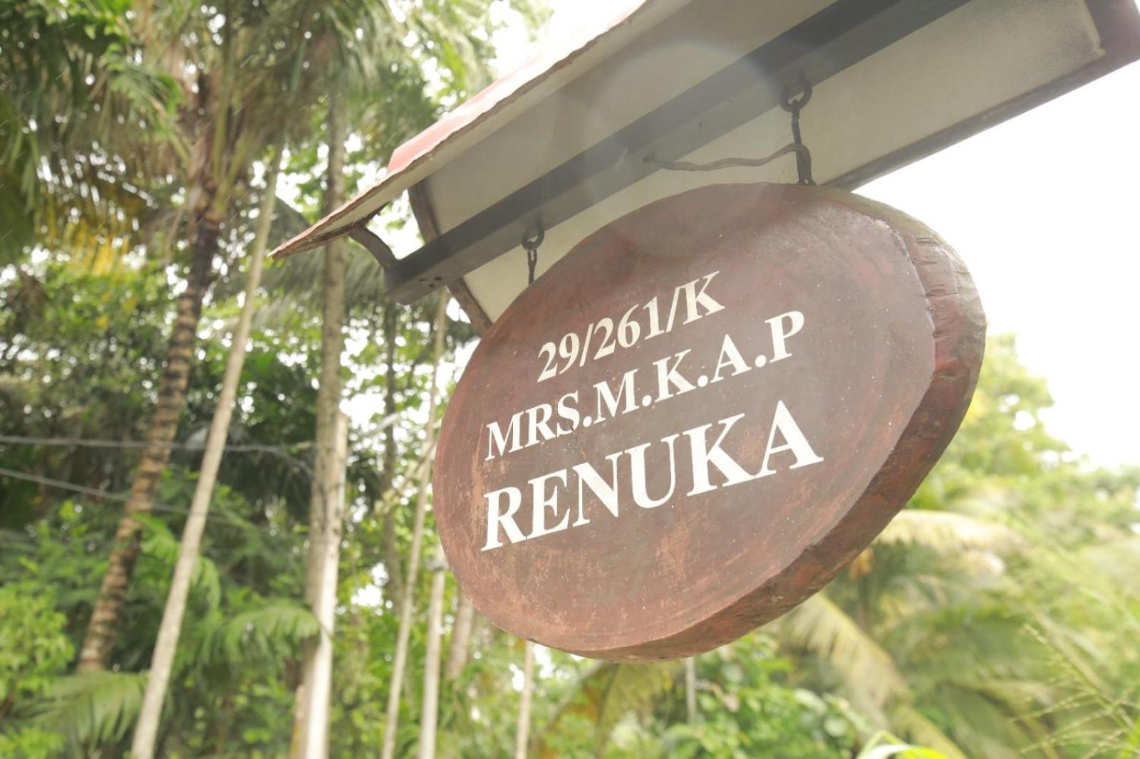 Renuka Inn 캔디 외부 사진